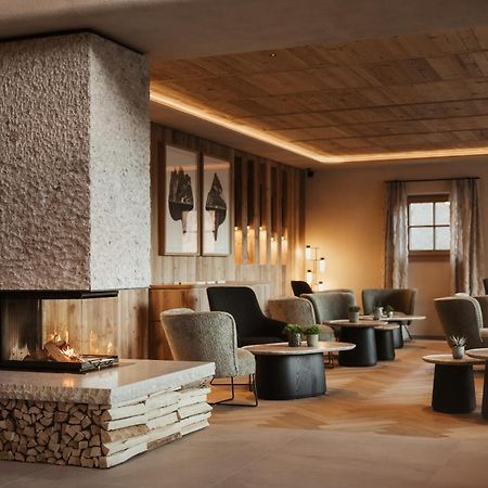 Hotel Recort Colfosco Bagian luar foto