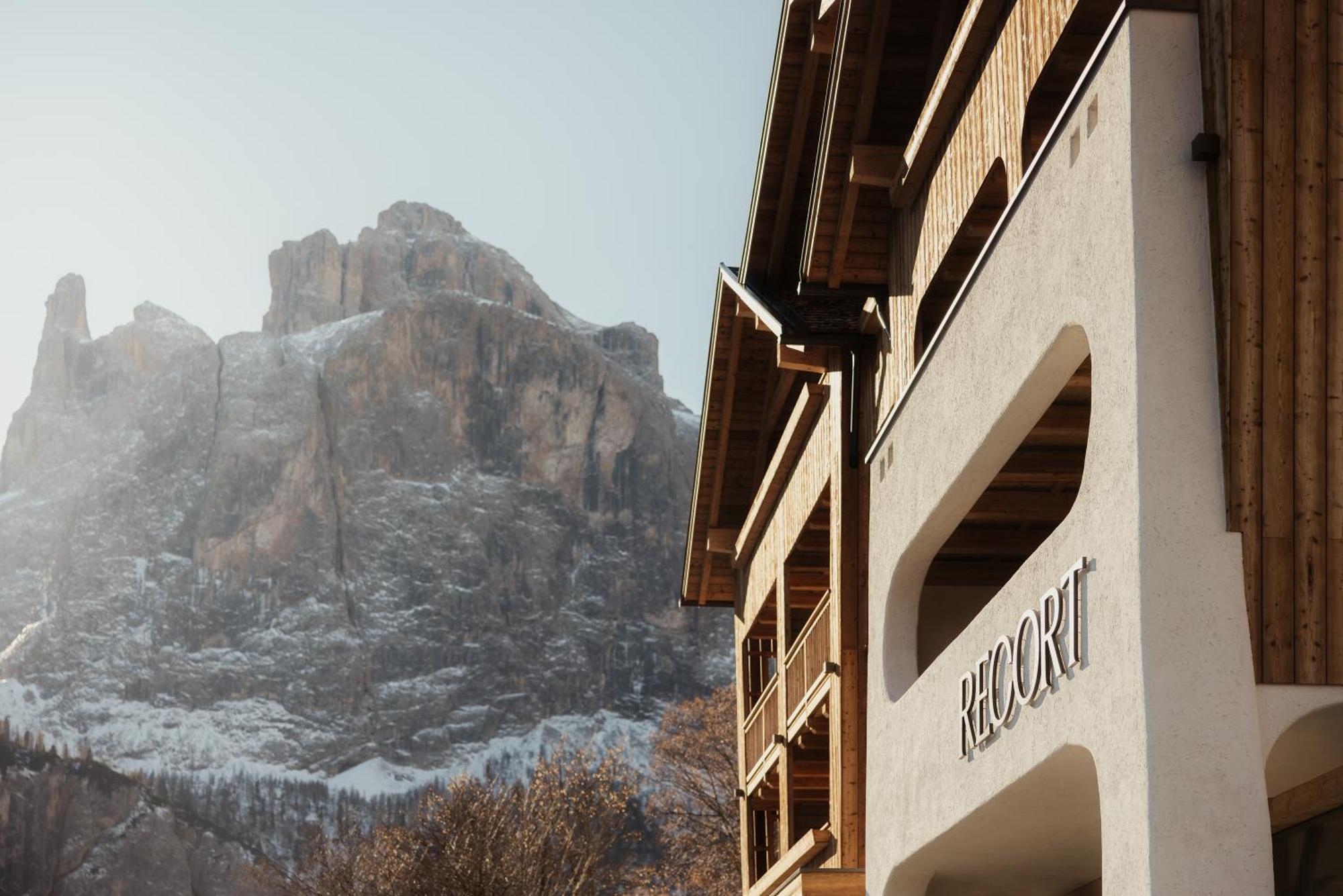 Hotel Recort Colfosco Bagian luar foto